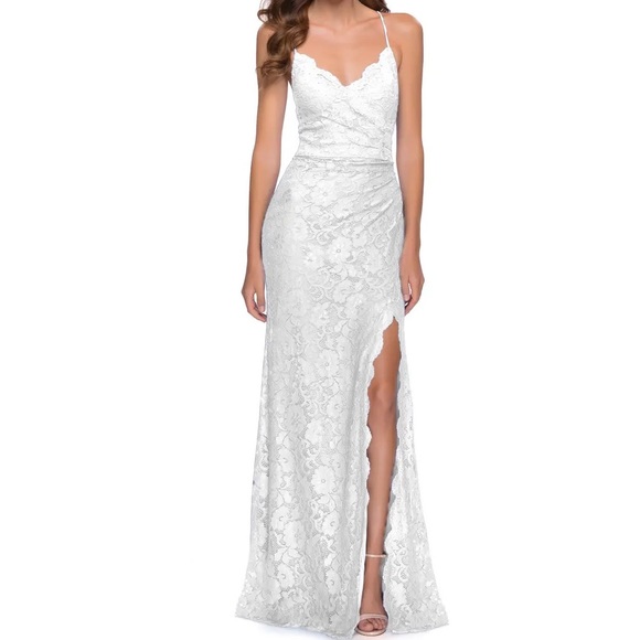 La Femme Strappy Back Lace Gown Size 2 $408 - Picture 1 of 2